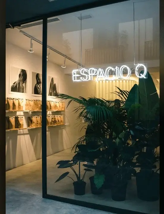 publicidad-salon-de-belleza-fac (1) style=